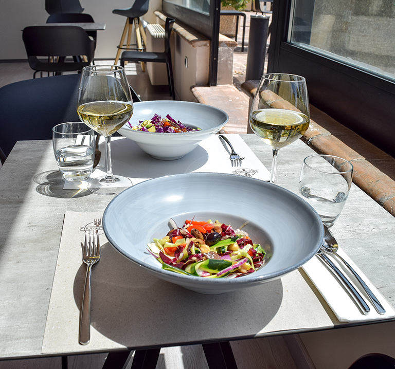 aperitivo-ristorante-frumentum-vacanze-in-umbria-perugia-hotel-le-grazie-assisi10