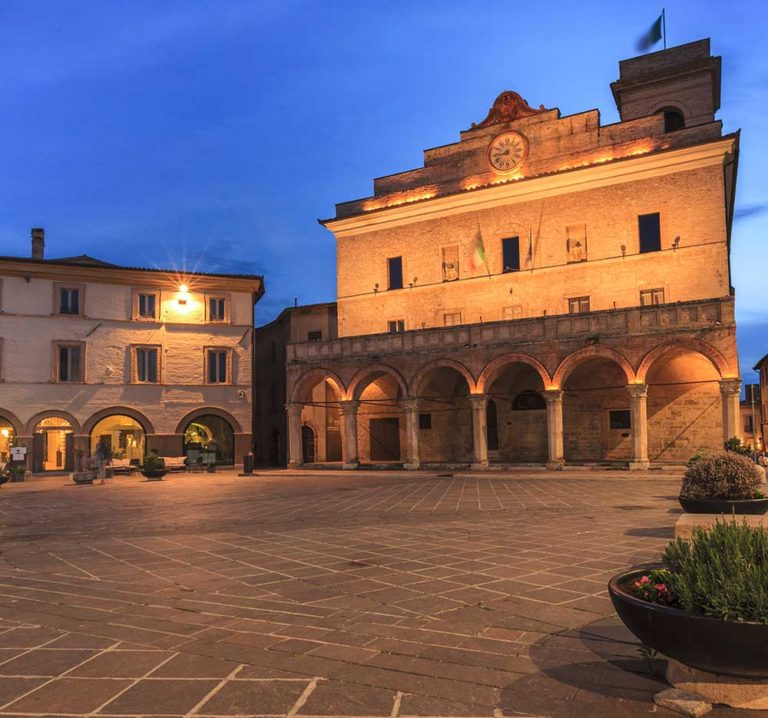 Borgo di Montefalco holiday packages and offers - Hotel Le Grazie Assisi
